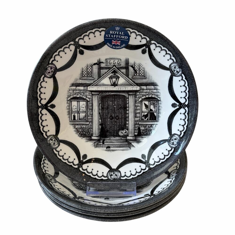 Royal Stafford HALLOWEEN HOUSE Cereal Bowls 7.75in Set of 4 Ceramic Spooky New